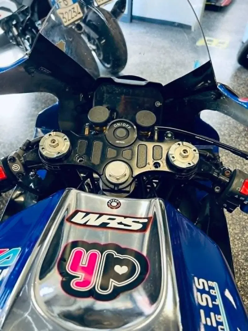 Yamaha YZF R7 (2021 - 25) (5)