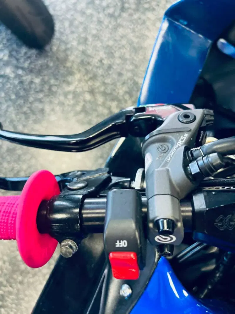 Yamaha YZF R7 (2021 - 25) (6)
