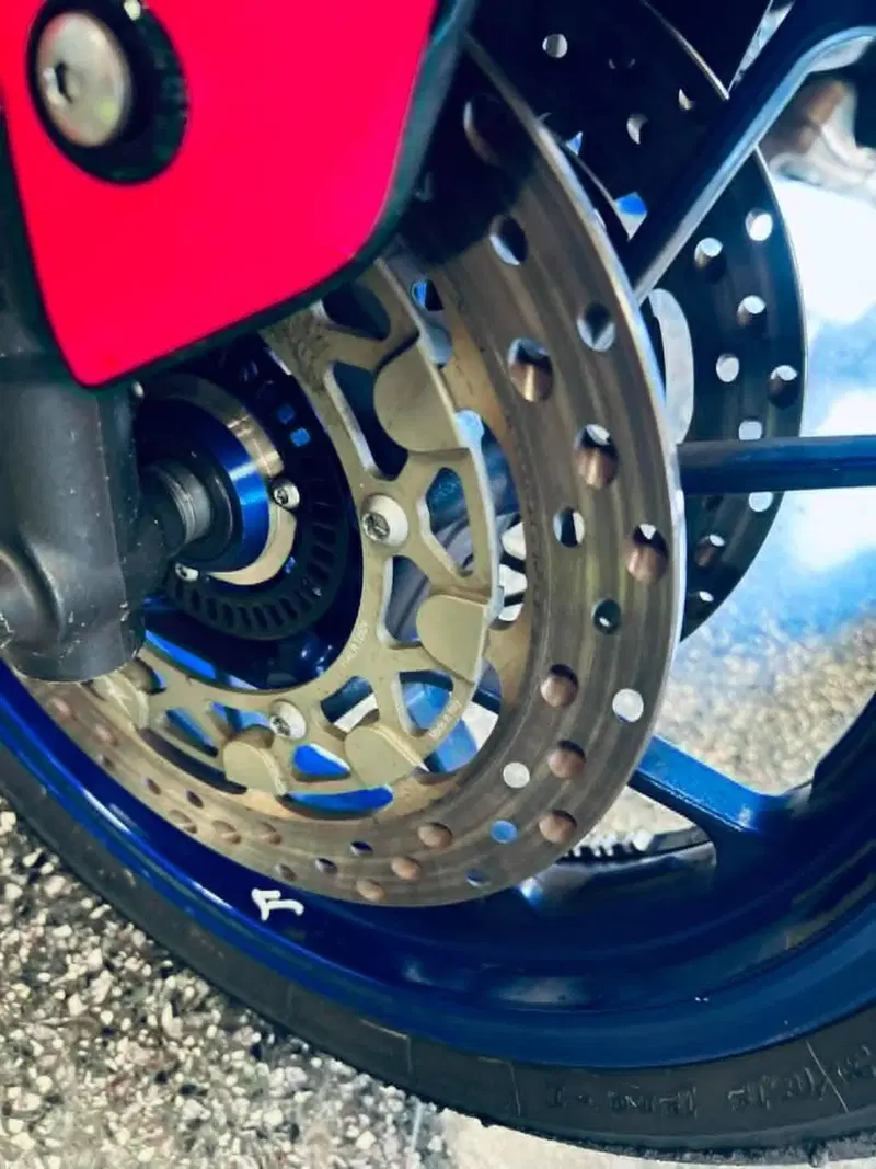 Yamaha YZF R7 (2021 - 25) (10)