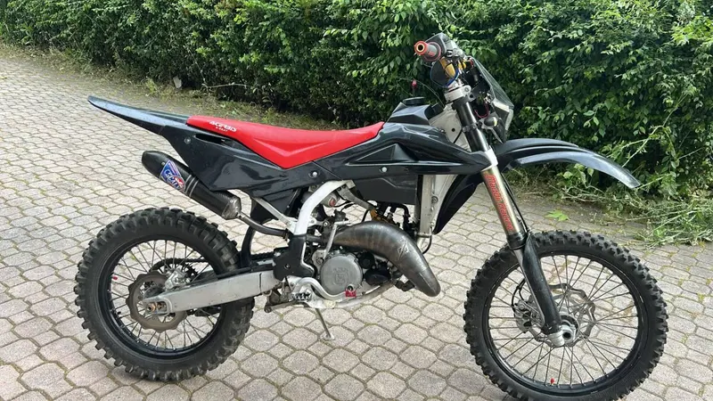 Husqvarna WR 125 (2010 - 11)