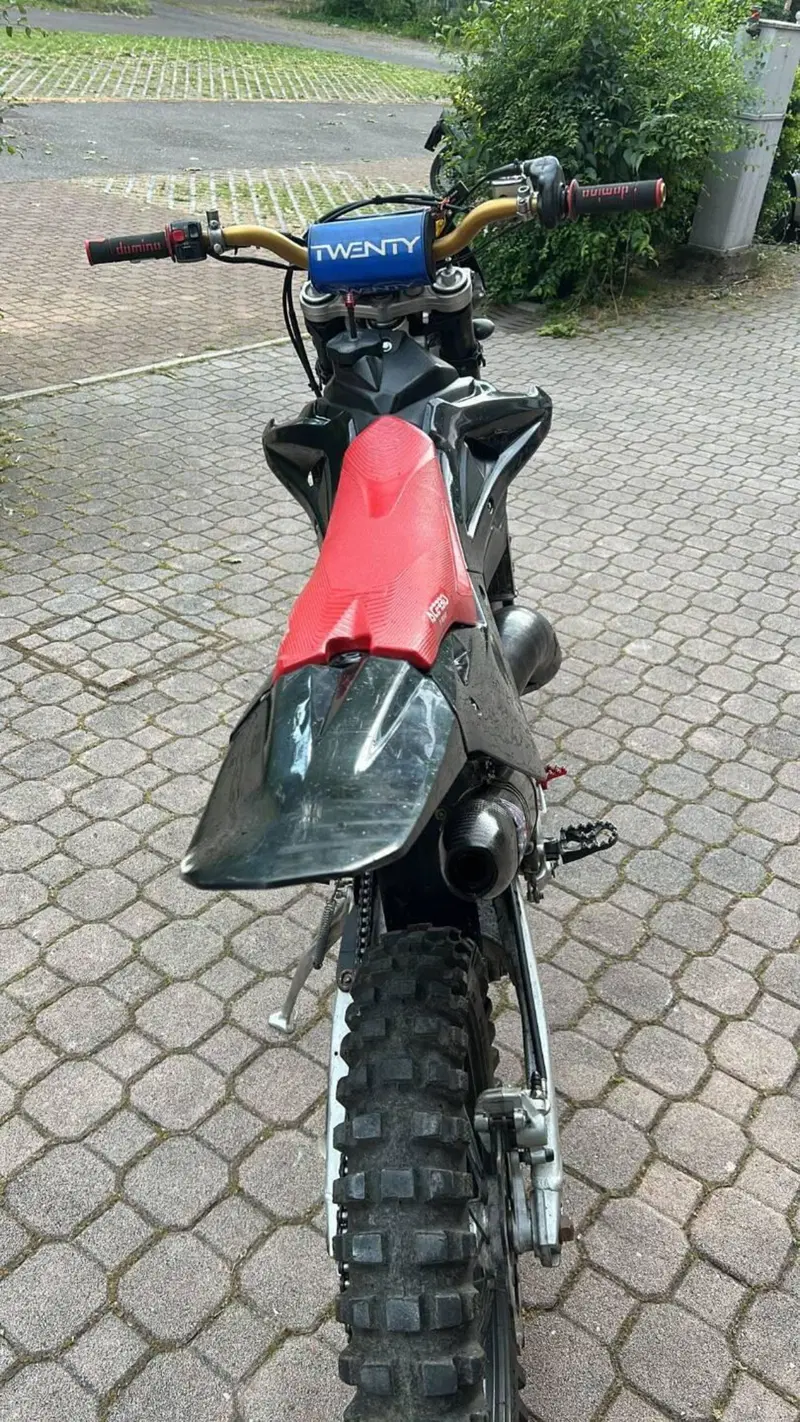 Husqvarna WR 125 (2010 - 11) (2)