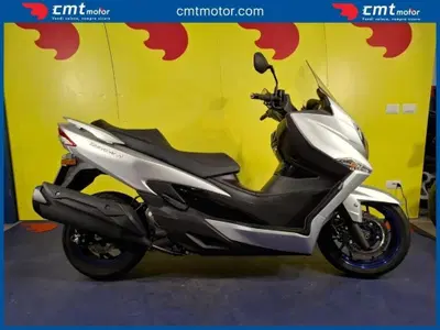 Suzuki Burgman 400 (2022 - 24) usata