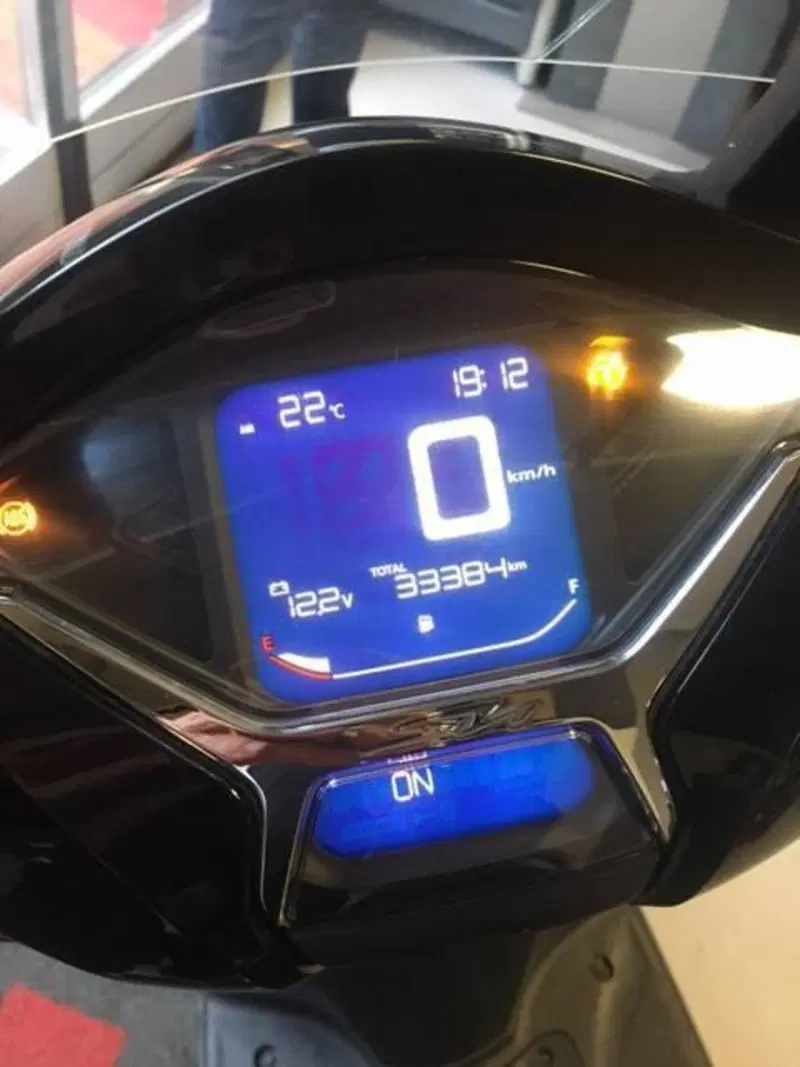Honda SH 350 (2021 - 24) (2)