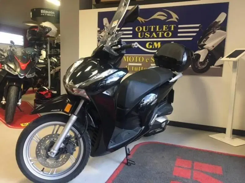 Honda SH 350 (2021 - 24) (4)