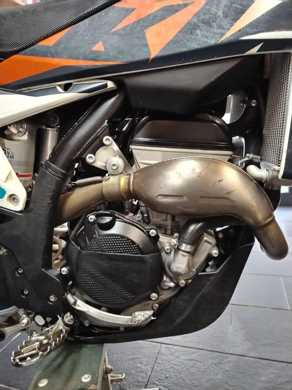 KTM 250 SX-F (2024) (6)