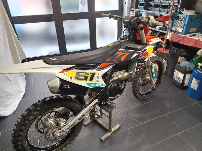 KTM 250 SX-F (2024) (9)