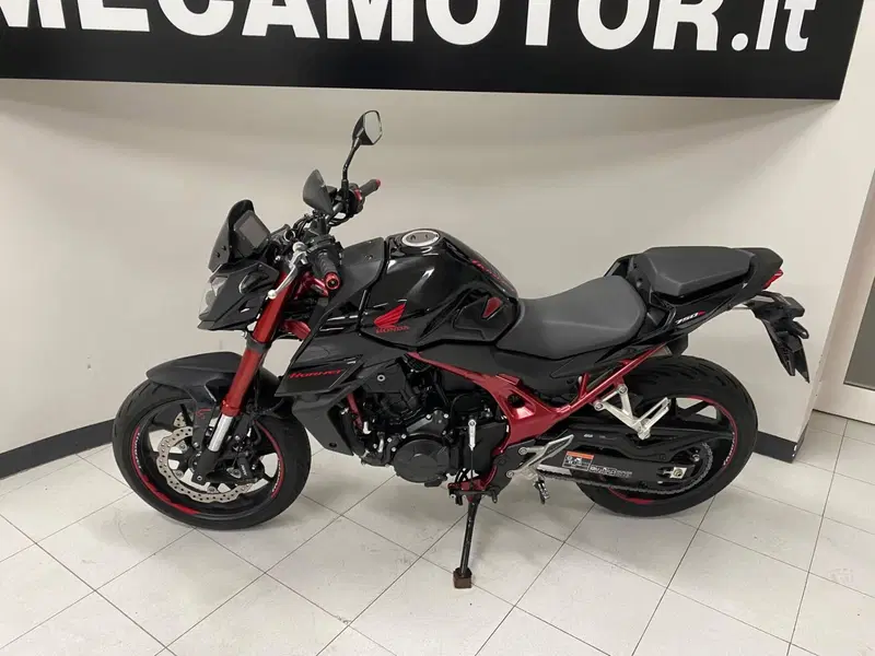 Honda CB 750 Hornet (2023 - 24) (5)