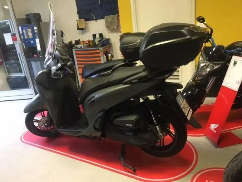 Honda SH 350i Sport (2025 - 26) (4)