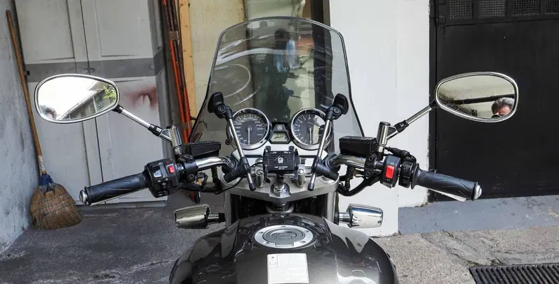 Yamaha XJR 1300 (2006 - 14) (6)