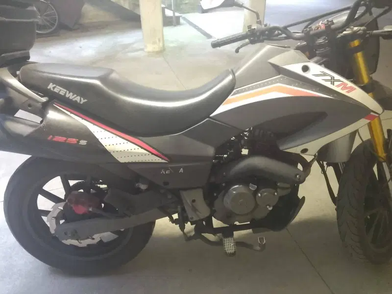 Keeway Motor TX 125 Motard (2017 - 20) (13)