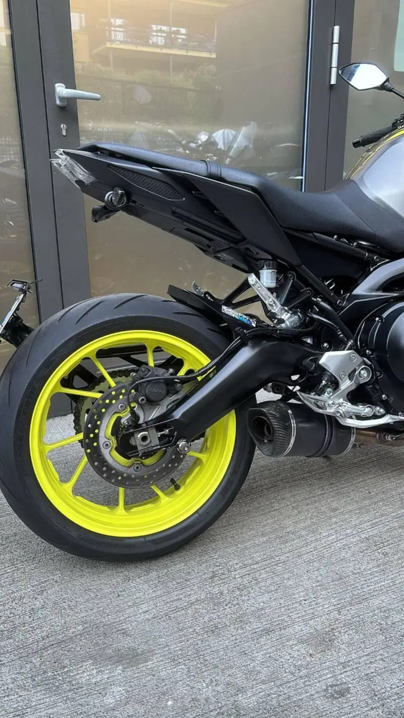 Yamaha MT-09 (2017 - 20) (3)