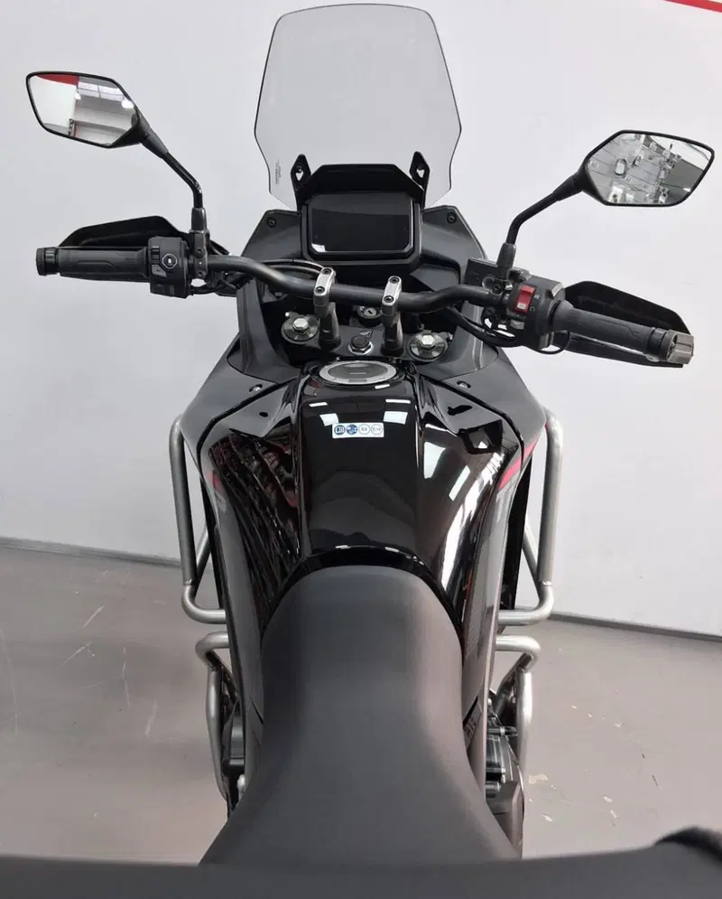 Honda Transalp XL750 (2025) (4)