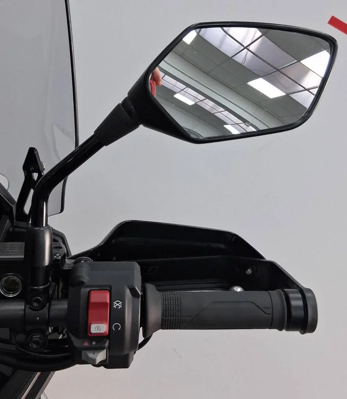Honda Transalp XL750 (2025) (6)