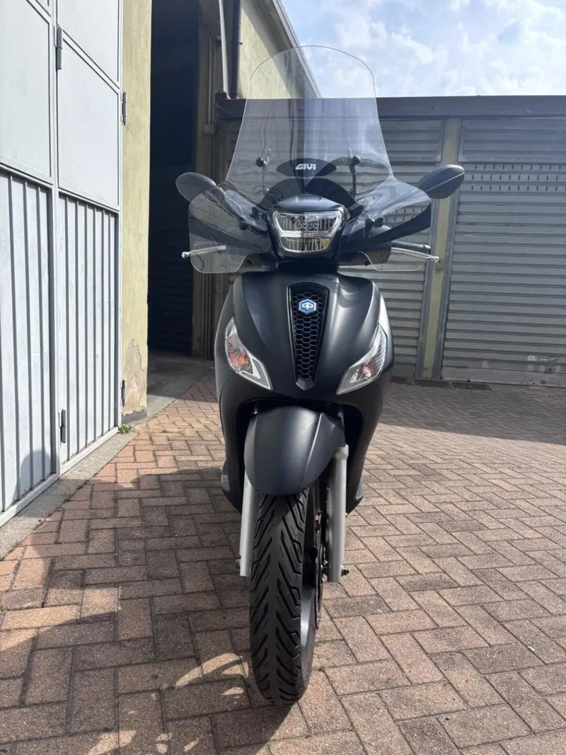Piaggio Medley 150 S ABS (2021 - 25) (2)