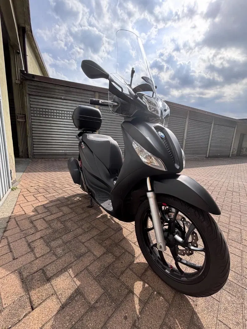 Piaggio Medley 150 S ABS (2021 - 25) (4)