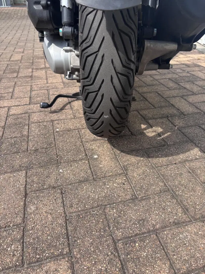 Piaggio Medley 150 S ABS (2021 - 25) (6)
