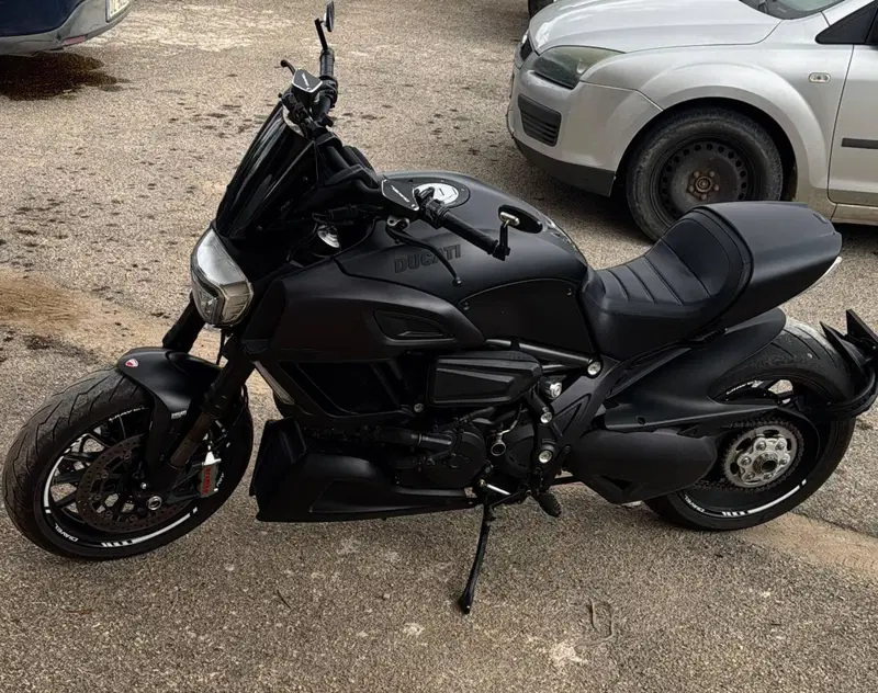Ducati Diavel 1200 (2014 - 16) (4)