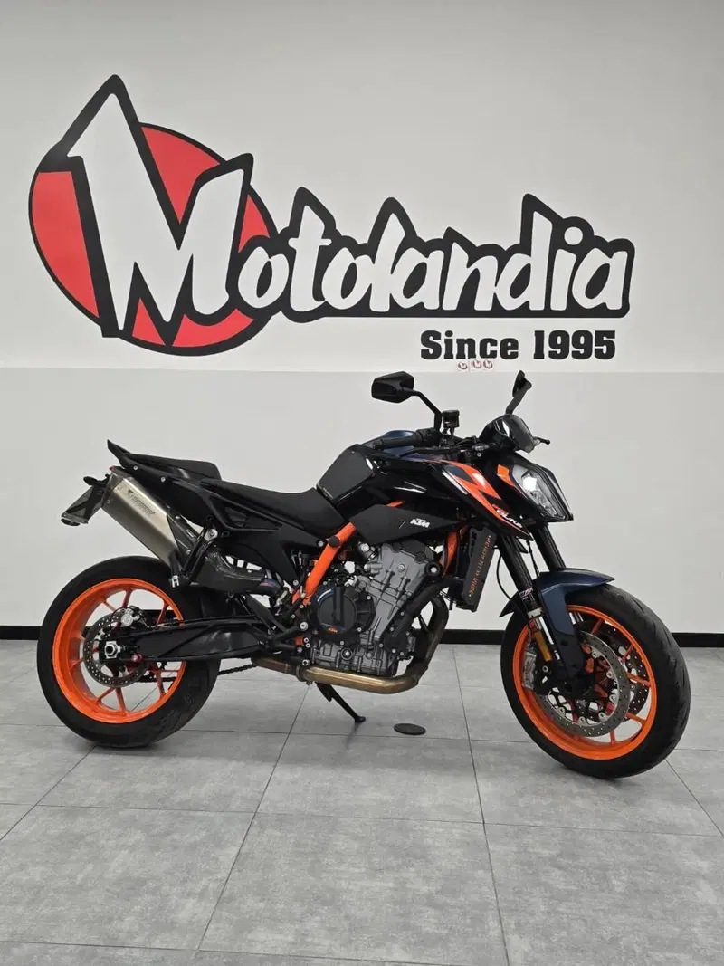 KTM 890 Duke R (2022 - 23) (2)