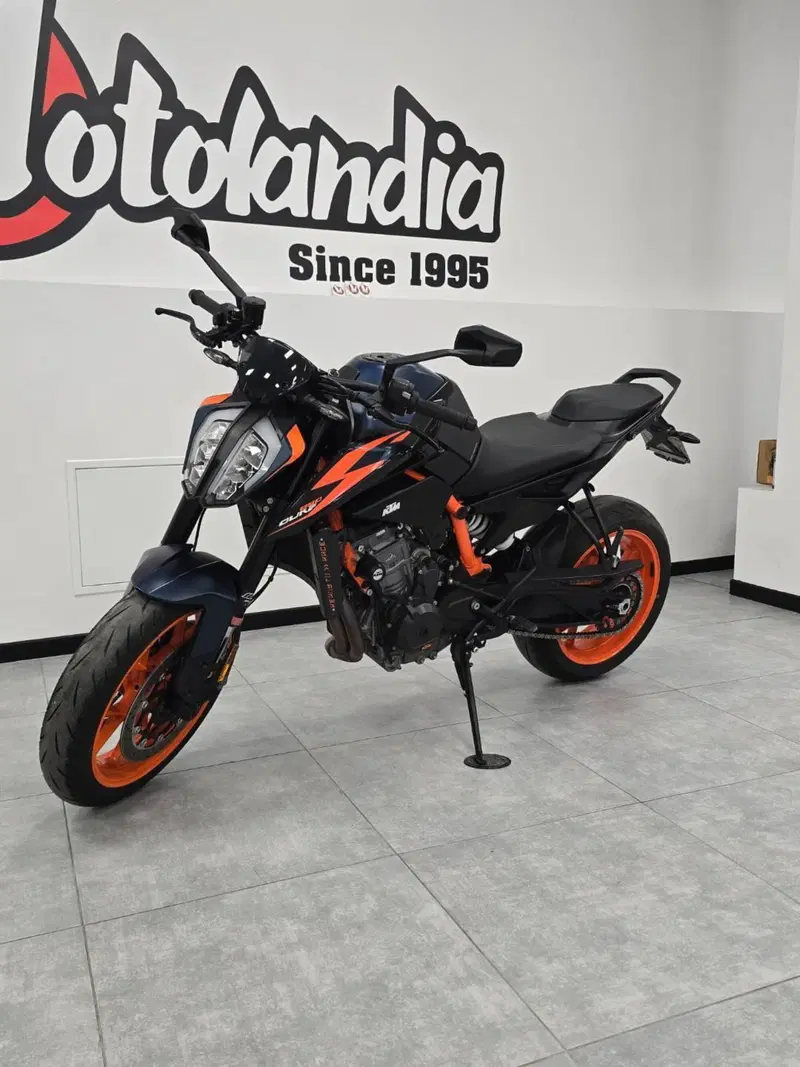 KTM 890 Duke R (2022 - 23) (3)