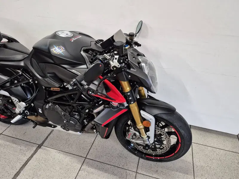 MV Agusta Brutale 1000 RR (2021 - 25) (2)