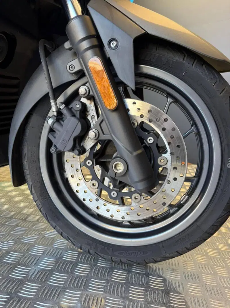 Yamaha X-Max 400 ABS (2017 - 20) (19)