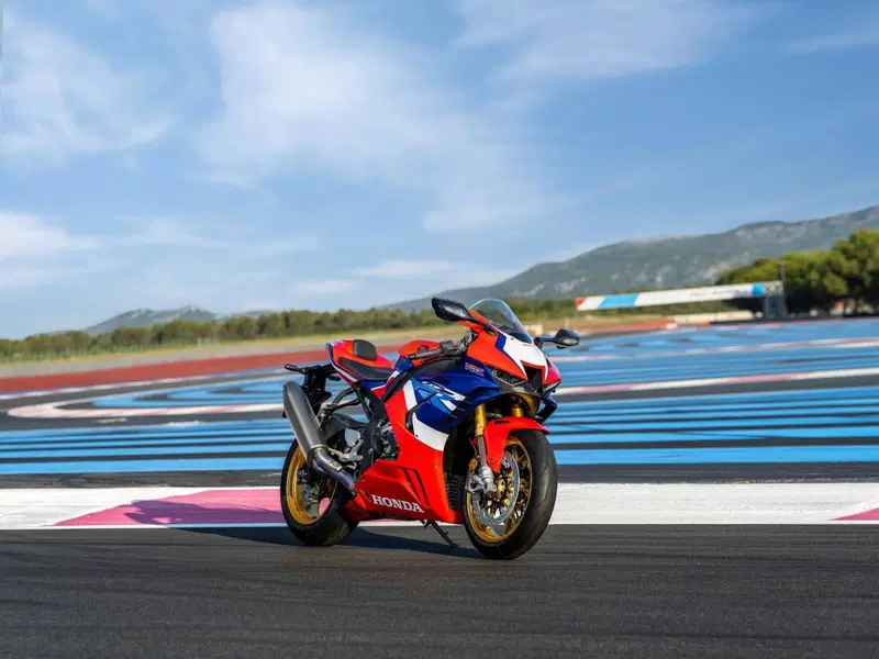 Honda CBR 1000 RR-R Fireblade SP (2024 - 26) (3)