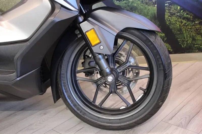 Honda Forza 350 (2022 - 24) (13)
