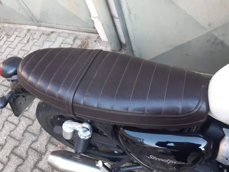 Triumph Speed Twin 900 (2023 - 24) (4)