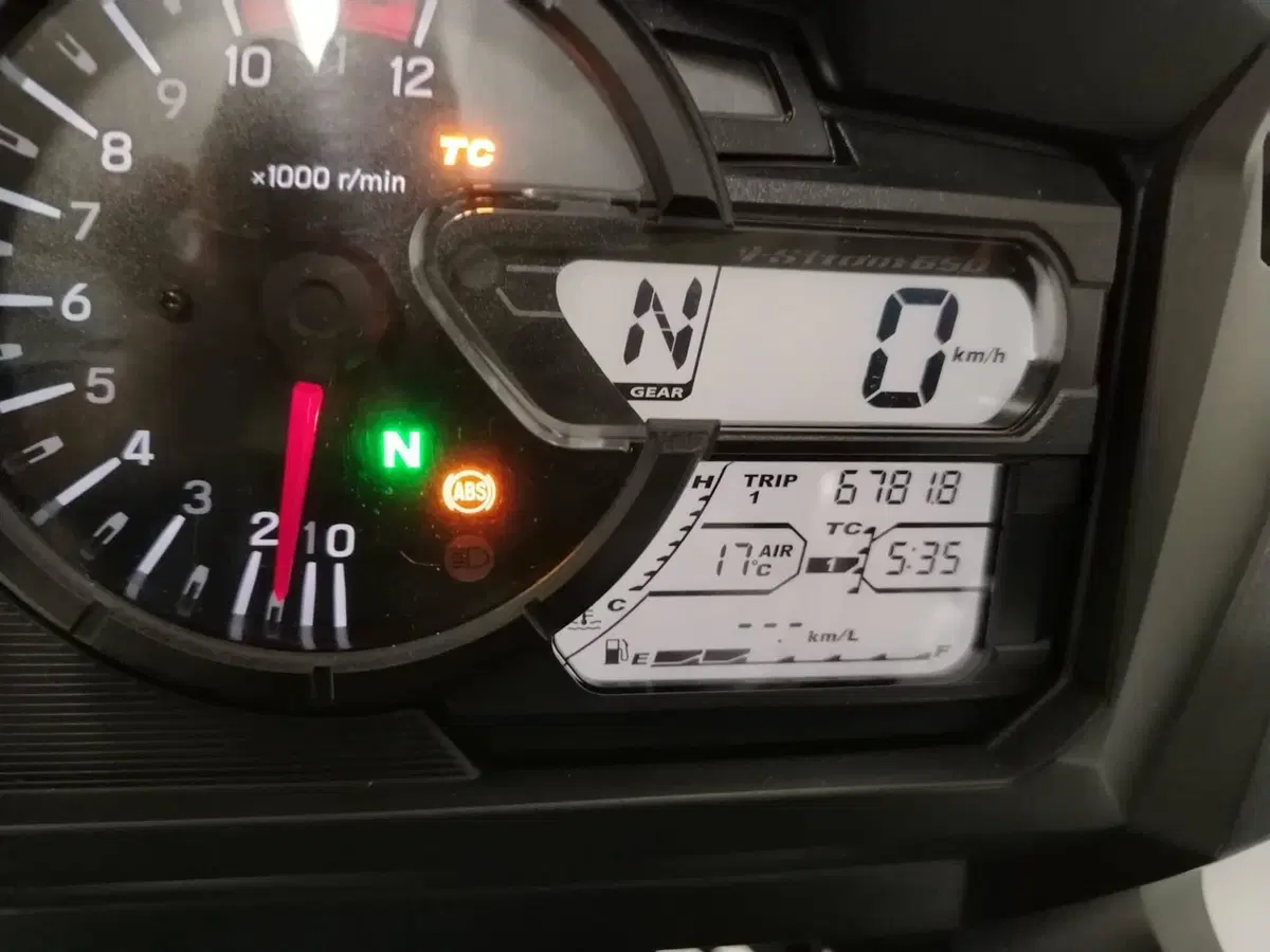 Suzuki V-Strom 650 ABS (2017 - 20) (6)