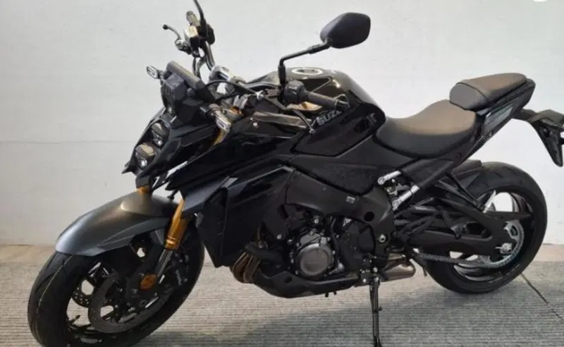 Suzuki GSX-S1000 EVO (2025 - 26) (4)
