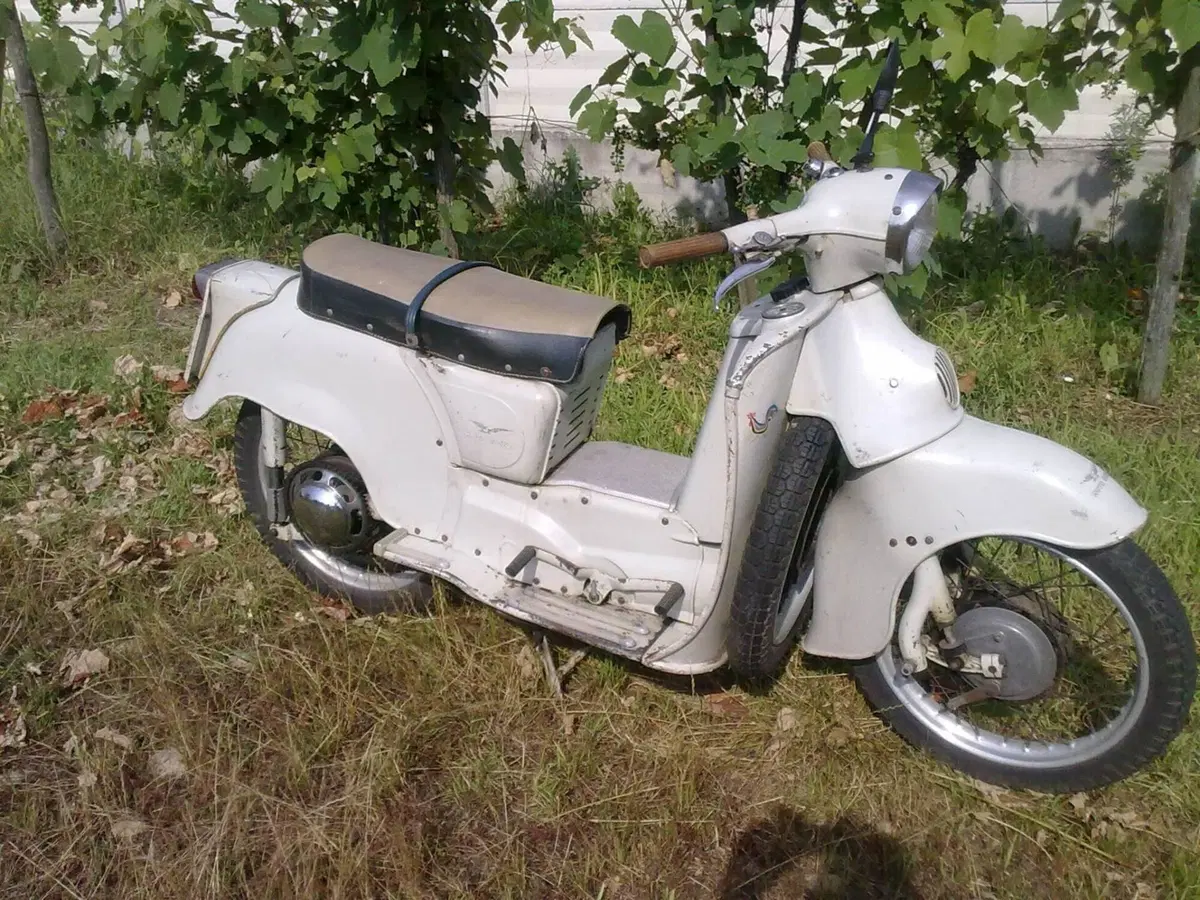 Moto Guzzi Galletto 192  AE  (2)