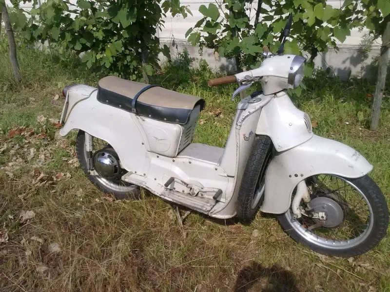 Moto Guzzi Galletto 192  AE  (2)