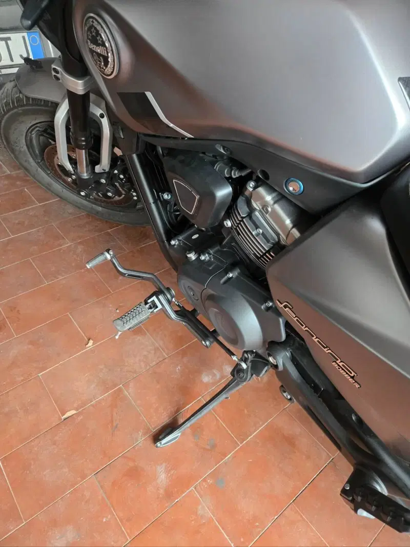 Benelli Leoncino 400 Bobber (2026)