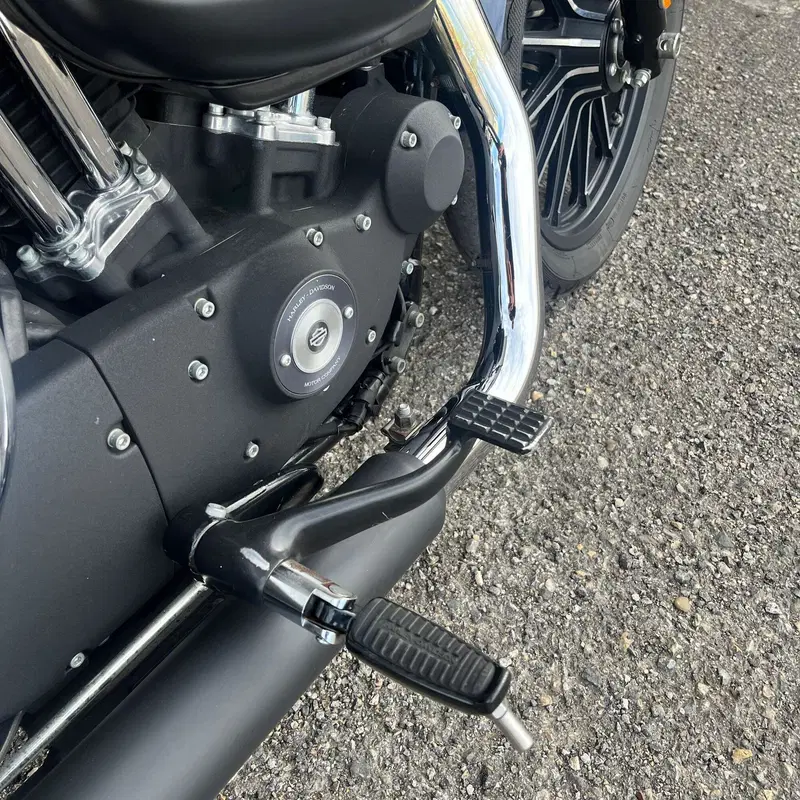 Harley-Davidson 883 Iron (2012 - 14) - XL 883N (21)