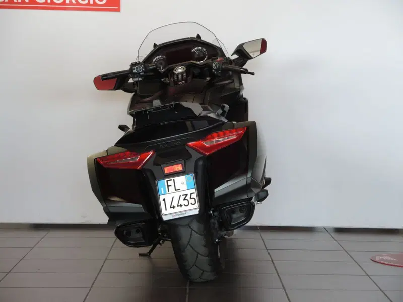 Honda GL 1800 Gold Wing DCT (2021 - 24) (4)