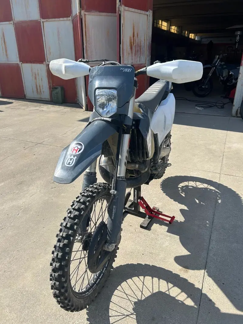 Husqvarna TE 300 Pro (2024)