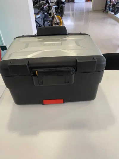 top case BMW 100 %