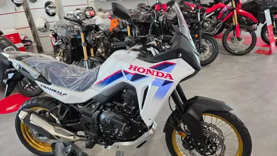 Honda Transalp XL750 (2026) nuova
