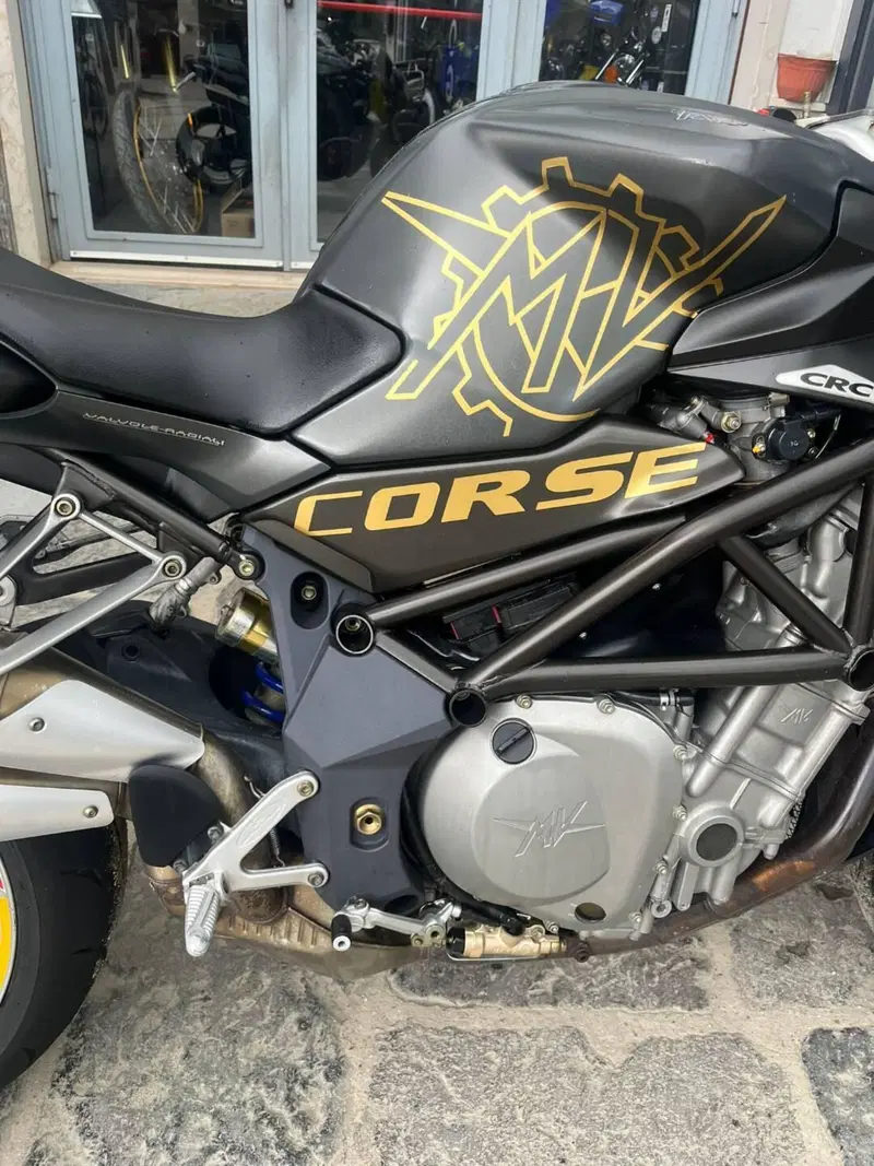 MV Agusta Brutale 750 S (2002 - 06) (7)