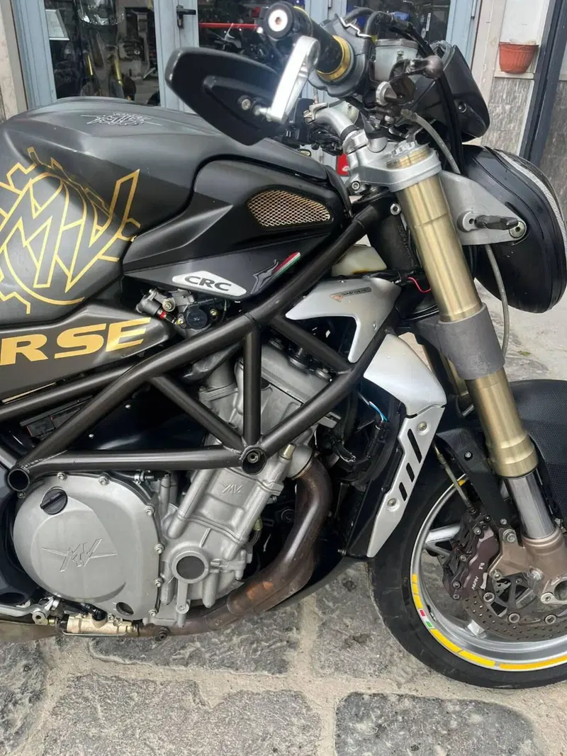 MV Agusta Brutale 750 S (2002 - 06) (8)