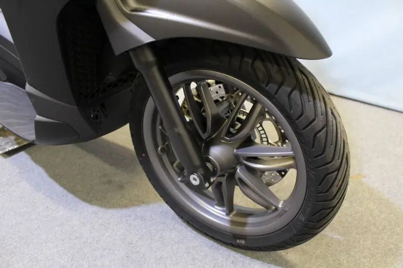 Piaggio Beverly 400 S ABS-ASR (2021 - 24) (7)