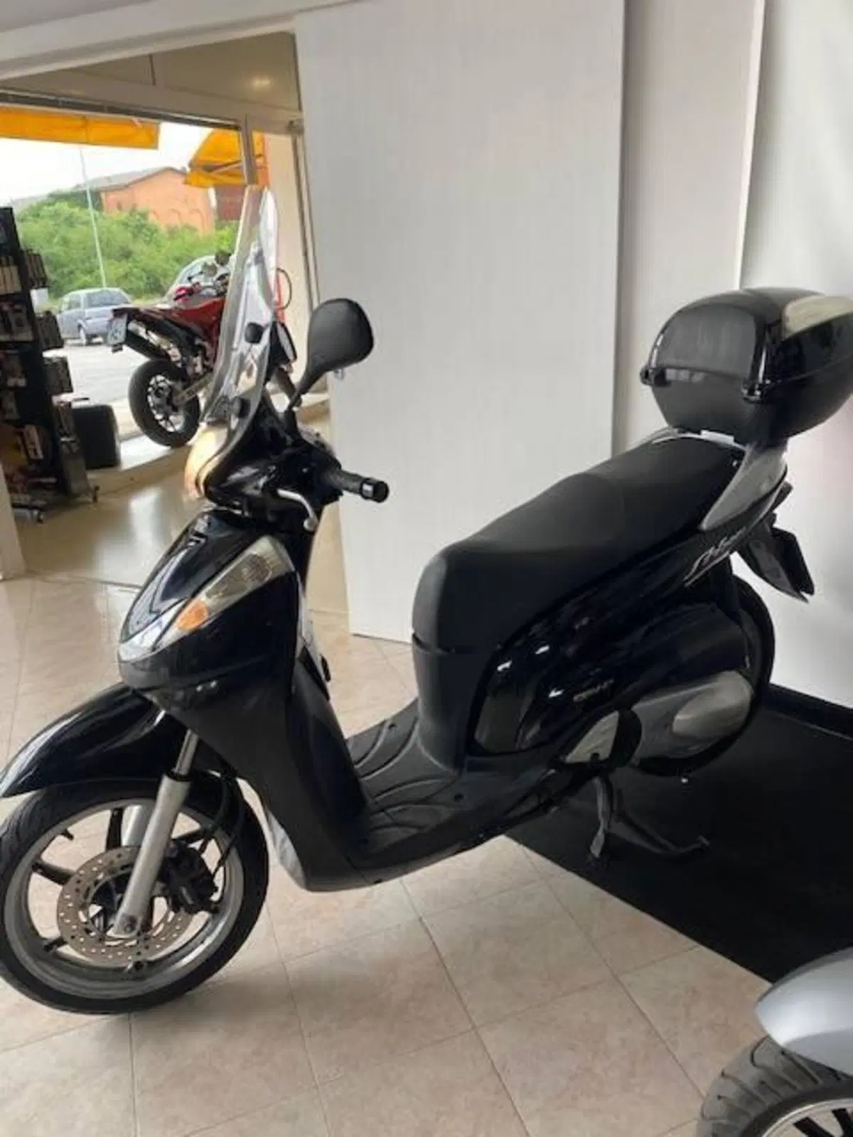 Honda SH 300 i (2006 - 10) (2)