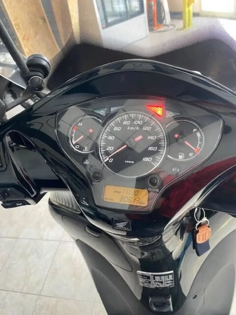 Honda SH 300 i (2006 - 10) (4)