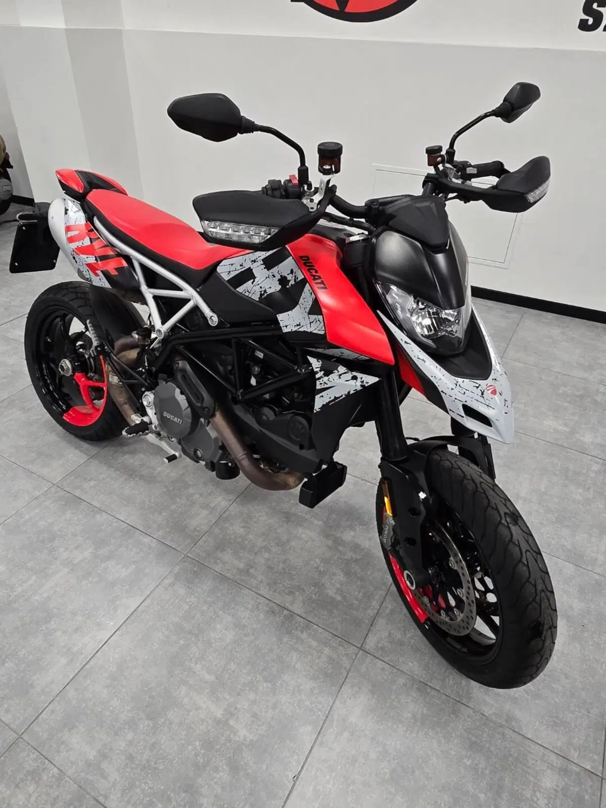 Ducati Hypermotard 950 RVE (2022 - 25)