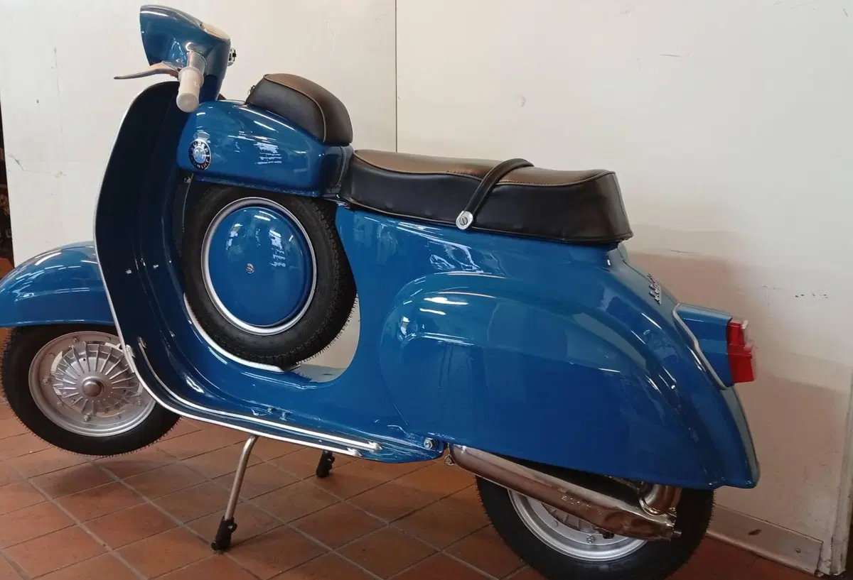Piaggio  Vespa 90 SS