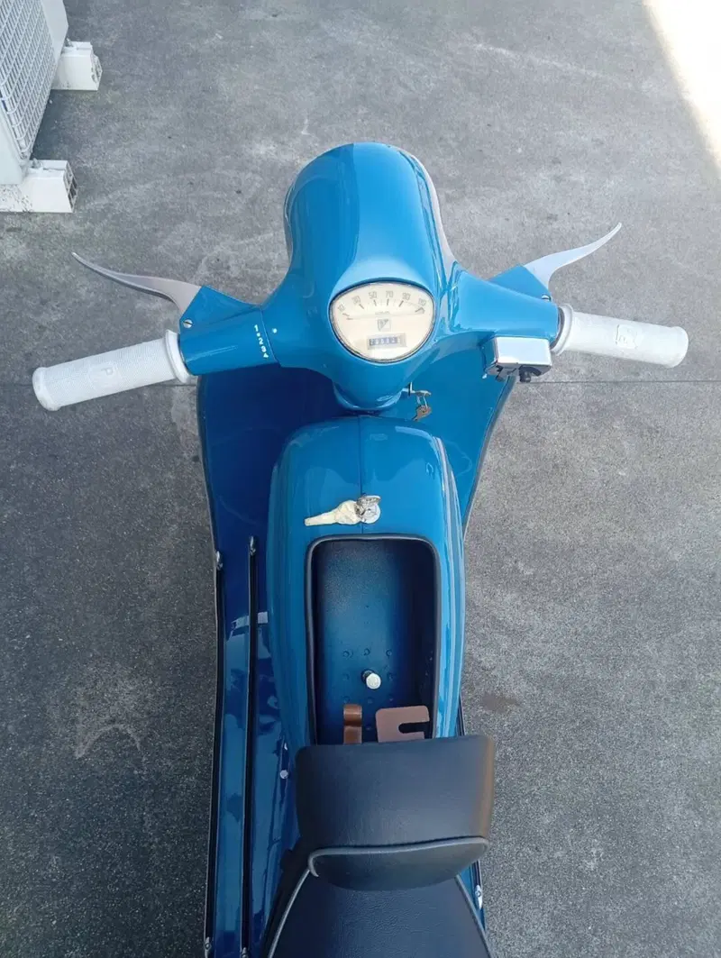 Piaggio  Vespa 90 SS (6)