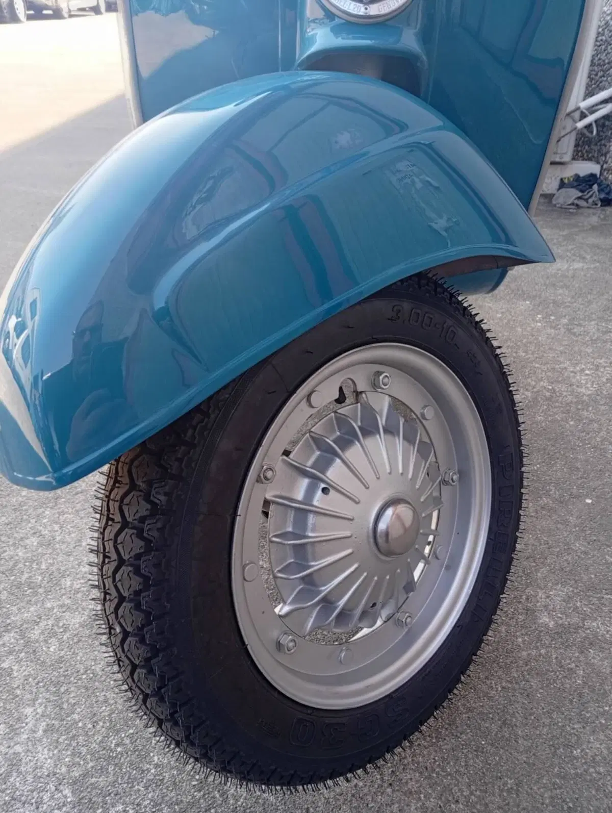Piaggio  Vespa 90 SS (8)