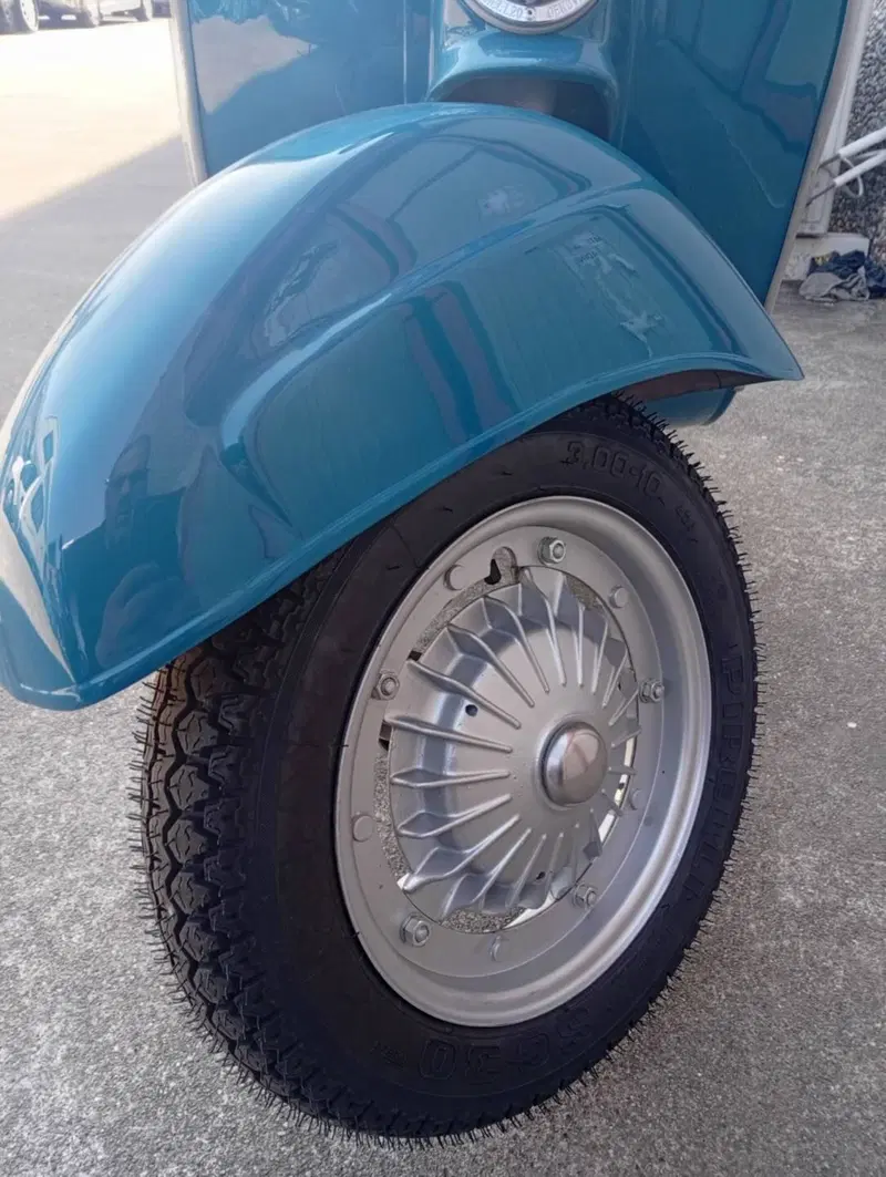 Piaggio  Vespa 90 SS (8)