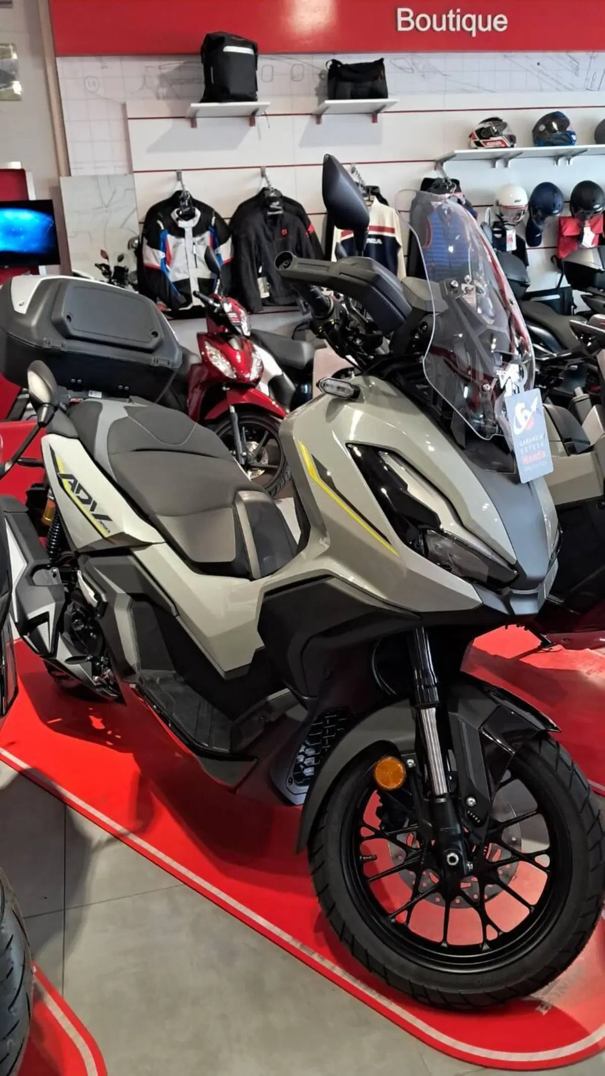 Honda ADV 350 Special Edition (2025 - 26) (2)