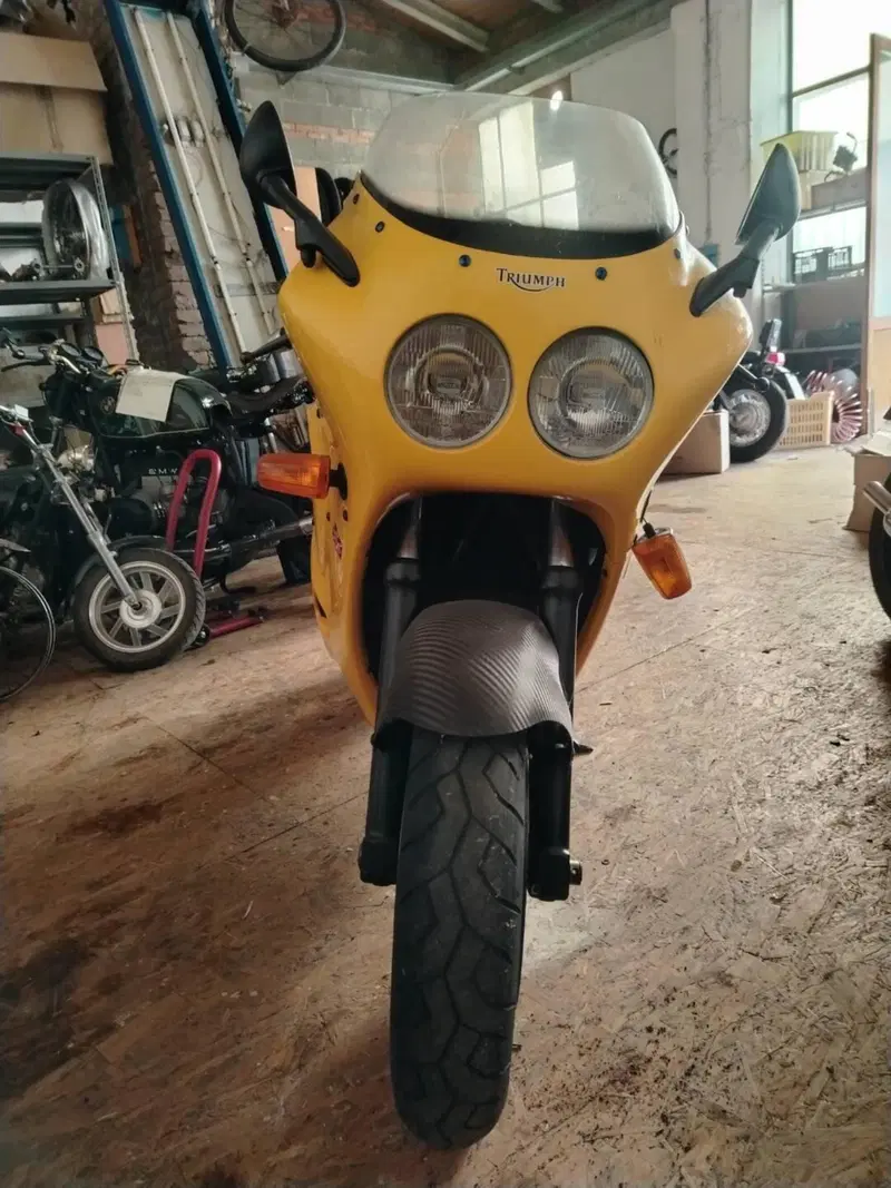 Triumph Daytona 900 SP (1994 - 96) (5)